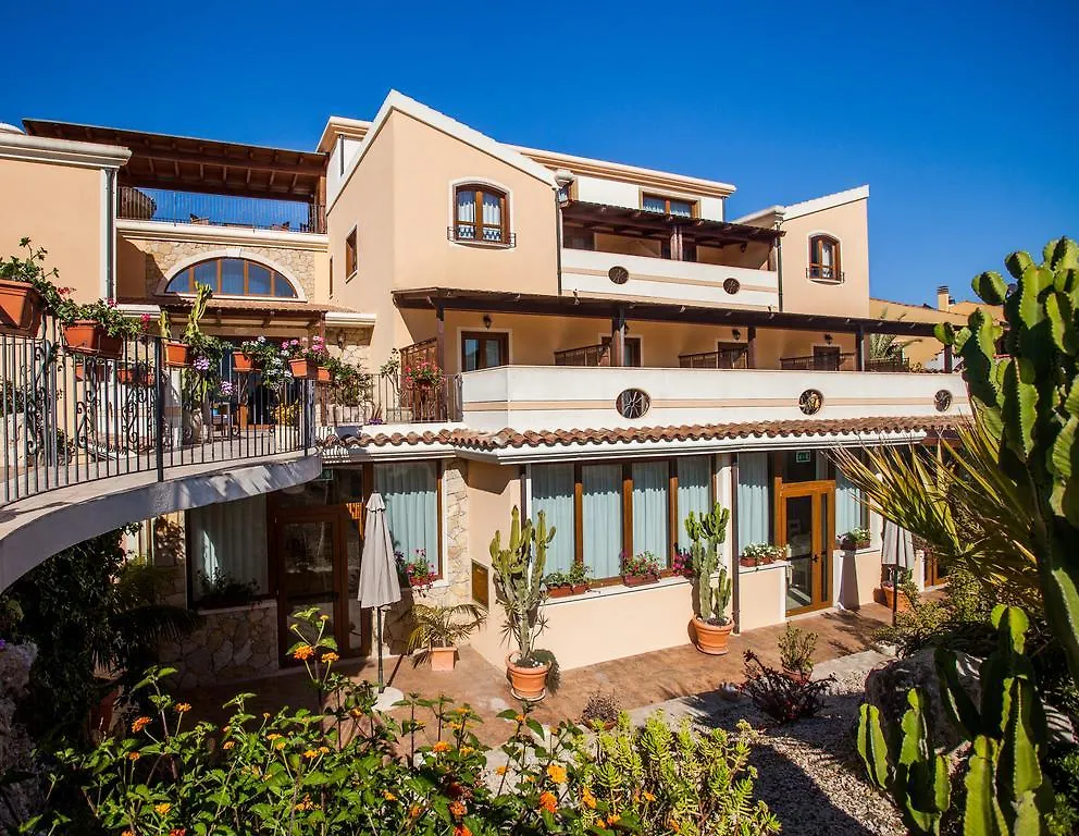 פוצו אידו Hotel Raffael Phg
