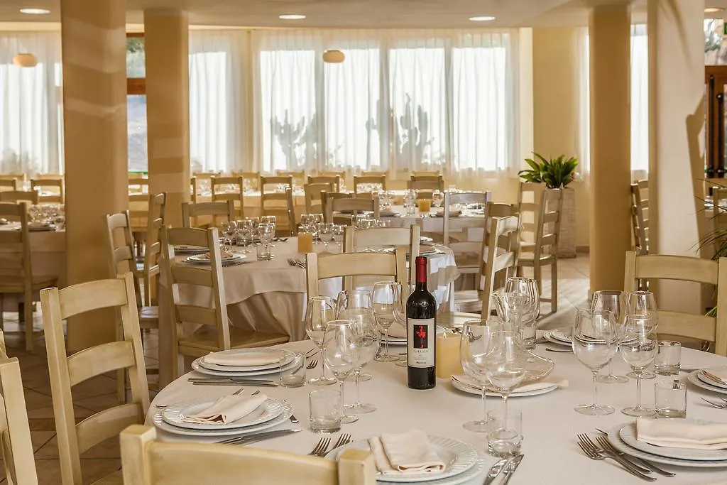 Hotel Raffael Phg Putzu Idu 4*,  Italy