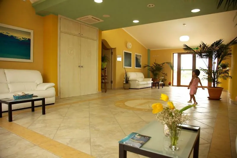 Hotel Raffael Phg Putzu Idu